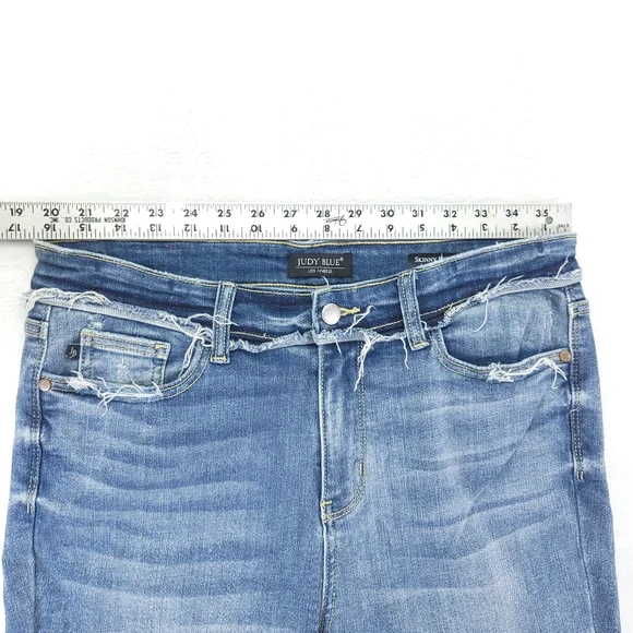 Judy Blue Jeans Size 15/32 Womens Slim Fit Skinny Medium Wash Blue Denim - Picture 8 of 10
